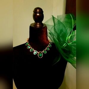 Emerald knecklace